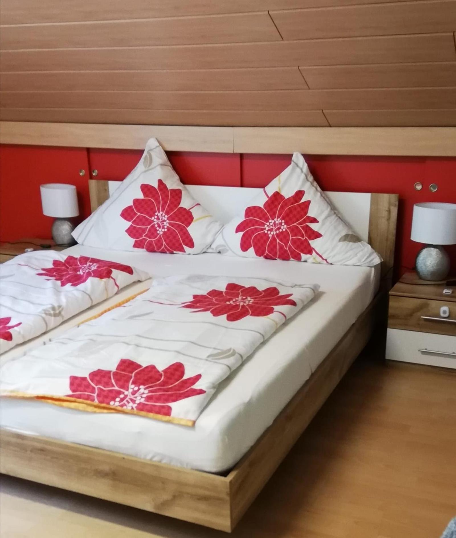 Am Lindenbaum, Ferienwohnung In Siebenbach Am Nuerburgring Dış mekan fotoğraf